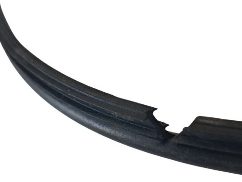 MTZ GUMIPROFIL SÁRVÉDŐHÖZ 99CM