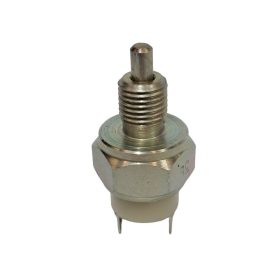 MTZ FÉKLÁMPA KAPCSOLÓ MTZ822 (ORIGINAL)