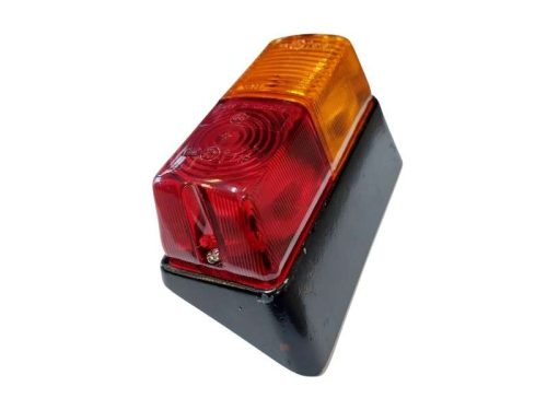 MTZ LÁMPA KPL. HÁTSÓ P/S (FERDE HÁTÚ) FÉM KPL. MTZ50/80