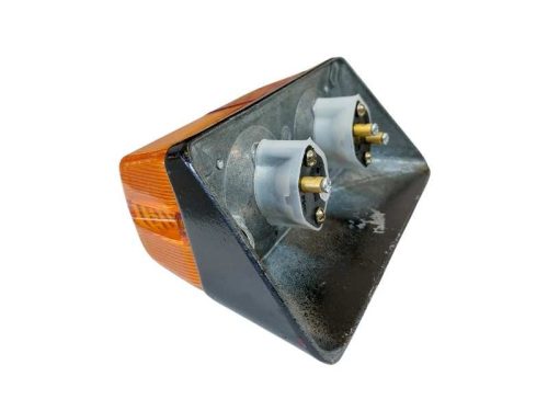 MTZ LÁMPA KPL. HÁTSÓ P/S (FERDE HÁTÚ) FÉM KPL. MTZ50/80